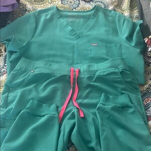 Figs Teal Surgical Green Set with Pink Accents